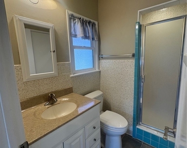 6512 1/2 E Don Julio Street - Photo Thumbnail 8