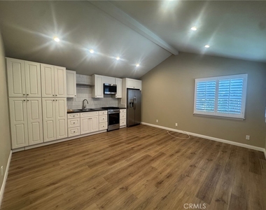 6512 1/2 E Don Julio Street - Photo Thumbnail 4