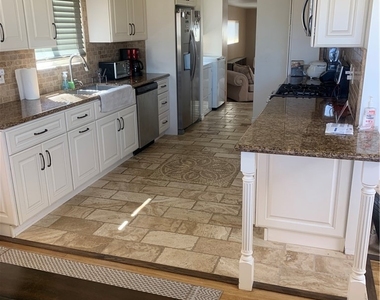 3700 E Poppy Street - Photo Thumbnail 6