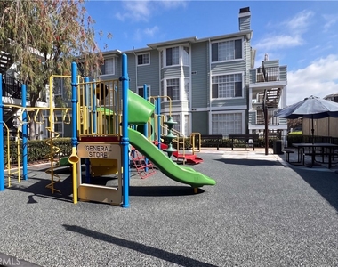 23412 Pacific Park - Photo Thumbnail 17