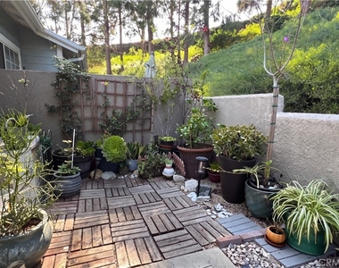 23412 Pacific Park - Photo Thumbnail 11