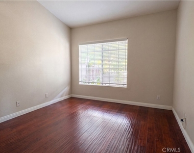23412 Pacific Park - Photo Thumbnail 5
