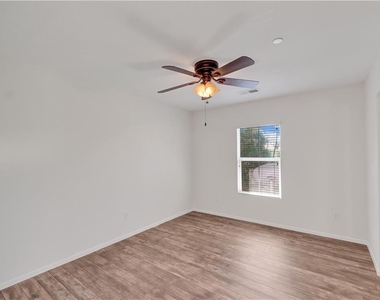 15723 Parkhouse Drive - Photo Thumbnail 20