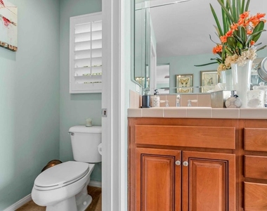 465 Avenida Antonio - Photo Thumbnail 15
