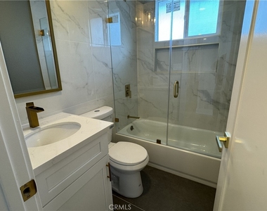 213 N Royal - Photo Thumbnail 20