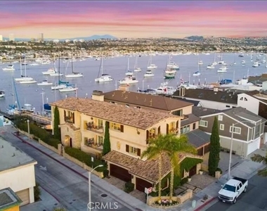900 E Balboa Boulevard - Photo Thumbnail 32