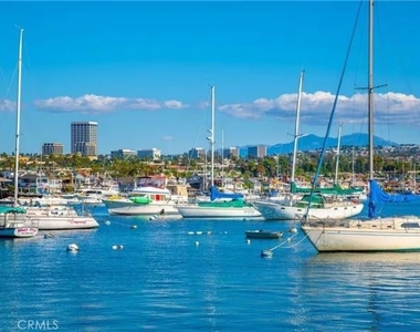 900 E Balboa Boulevard - Photo Thumbnail 29