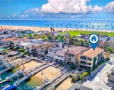 900 E Balboa Boulevard - Photo Thumbnail 30