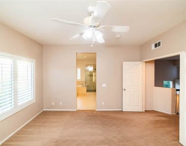 27 Larkmead - Photo Thumbnail 27