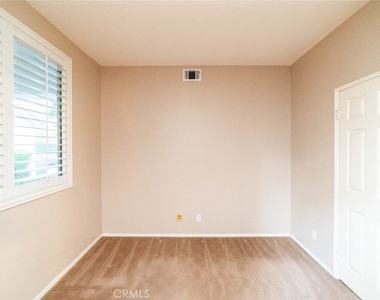 27 Larkmead - Photo Thumbnail 8