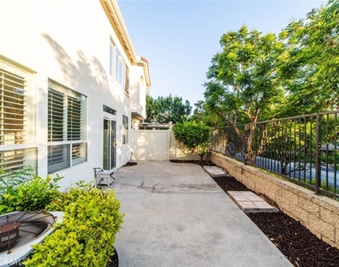 27 Larkmead - Photo Thumbnail 5