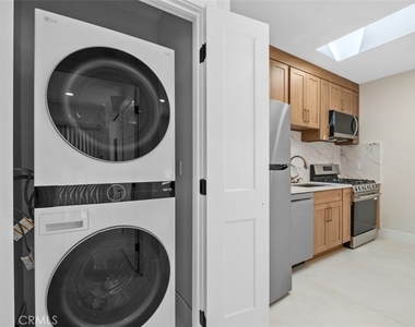 21316 Bulkhead Circle - Photo Thumbnail 12