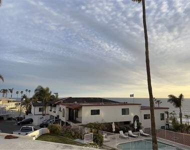 420 Monterey Lane - Photo Thumbnail 21