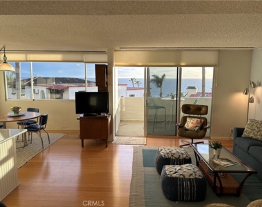 420 Monterey Lane - Photo Thumbnail 12