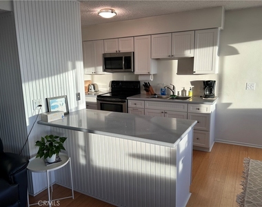 420 Monterey Lane - Photo Thumbnail 25