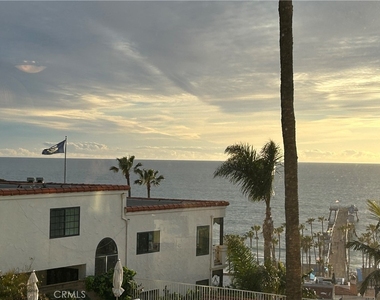 420 Monterey Lane - Photo Thumbnail 8
