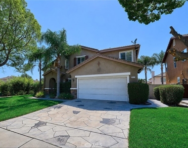 6377 Peach Ave - Photo Thumbnail 27