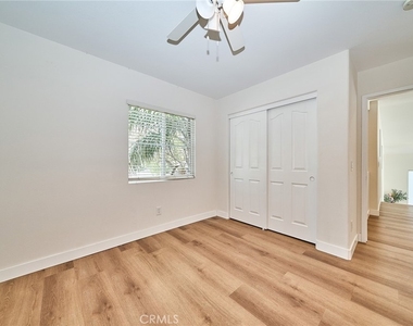 6377 Peach Ave - Photo Thumbnail 16