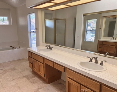 6609 E Pinnacle Pointe - Photo Thumbnail 17