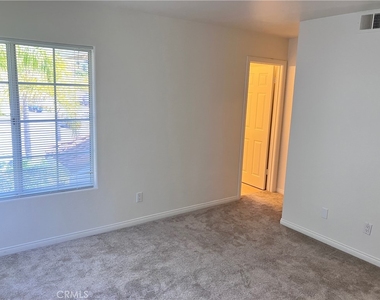 6609 E Pinnacle Pointe - Photo Thumbnail 19