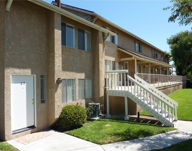 3210 W W. Orange Avenue - Photo Thumbnail 1