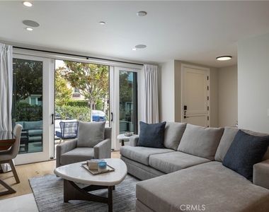 711 Marigold Avenue - Photo Thumbnail 13