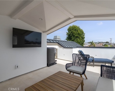711 Marigold Avenue - Photo Thumbnail 30