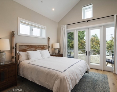 711 Marigold Avenue - Photo Thumbnail 17