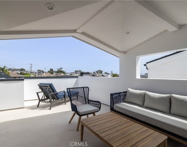 711 Marigold Avenue - Photo Thumbnail 32