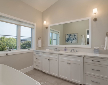 711 Marigold Avenue - Photo Thumbnail 22