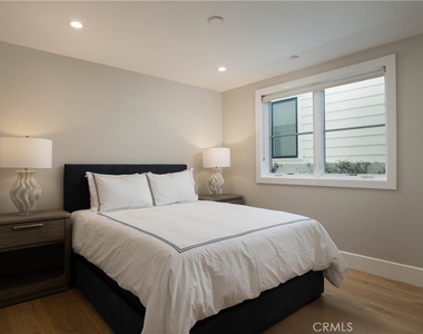 711 Marigold Avenue - Photo Thumbnail 28