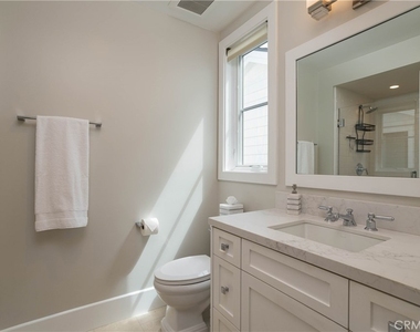 711 Marigold Avenue - Photo Thumbnail 27
