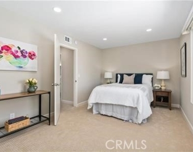 713 N Morgan - Photo Thumbnail 12
