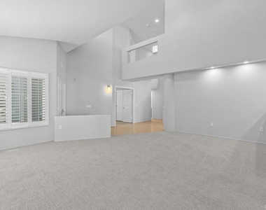4878 Marathon Way - Photo Thumbnail 10