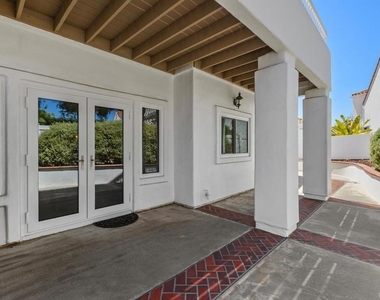 4878 Marathon Way - Photo Thumbnail 5