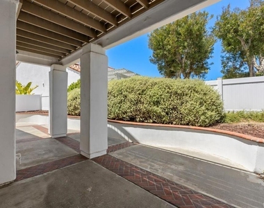 4878 Marathon Way - Photo Thumbnail 4