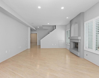 4878 Marathon Way - Photo Thumbnail 20