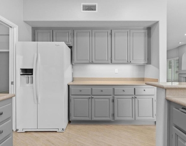 4878 Marathon Way - Photo Thumbnail 28