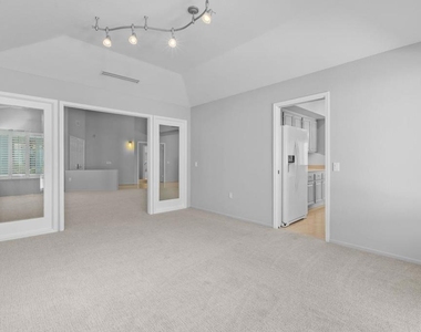 4878 Marathon Way - Photo Thumbnail 13