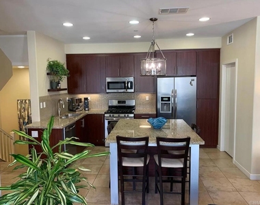 2223 Indus Way - Photo Thumbnail 7