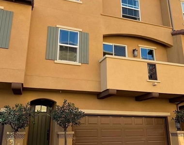2223 Indus Way - Photo Thumbnail 1