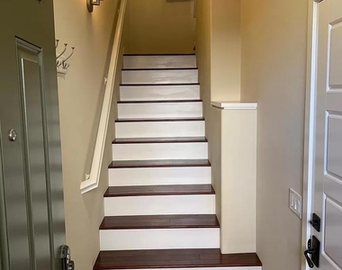2223 Indus Way - Photo Thumbnail 3