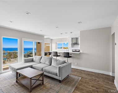 694 N Coast - Photo Thumbnail 9