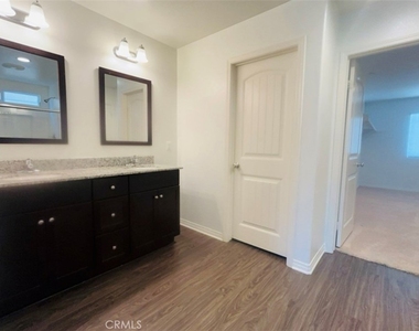 24413 Comanche Creek - Photo Thumbnail 19