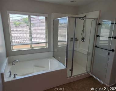 36934 Bay Hill Drive - Photo Thumbnail 18