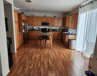 36934 Bay Hill Drive - Photo Thumbnail 5