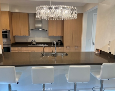 205 Caruso - Photo Thumbnail 7