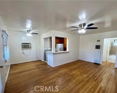 469 E Algrove - Photo Thumbnail 17