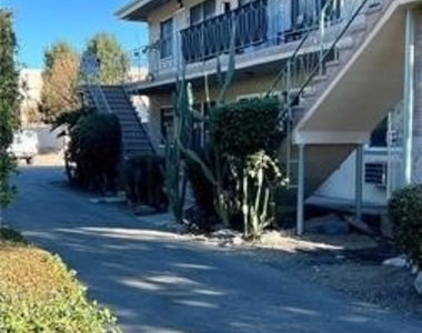 469 E Algrove - Photo Thumbnail 19