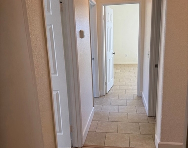 18795 Dogwood Court - Photo Thumbnail 12